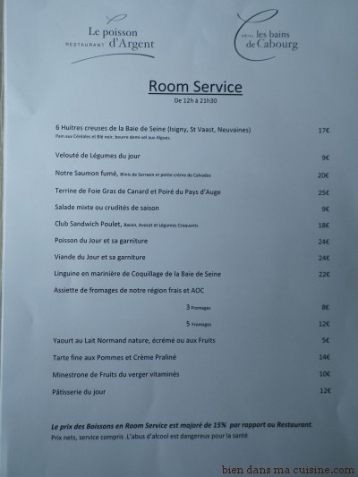 Un menu "room service" (thalasso Cabourg).