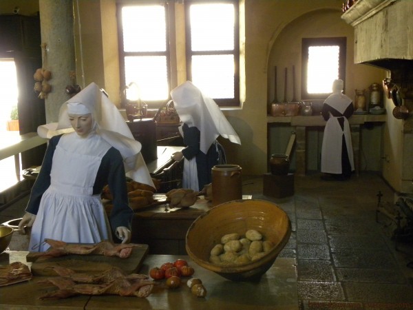 Les infirmières cuisinent aux hospices de Beaune. Soins et assiette du patient ont toujours (et devraient toujours aujourd'hui!) être étroitement liés !