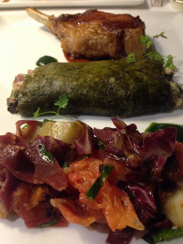Côte de porc Ibérique, poêlée d'artichauts au basilic
